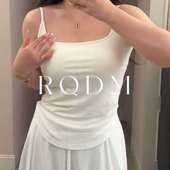 I-shaped U-neck suspender vest for women wearing outer and inner top