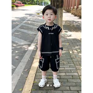 
Boys graffiti T-shirt pure cotton suit summer new Korean children's sleeveless vest sports shorts two-piece set trendy
