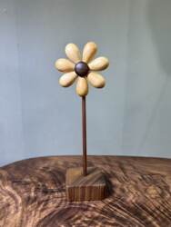 Nordic Wooden Small Red Flower Desktop Ornaments, Creative Home Gifts, Small Gifts for Friends and Besties