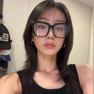 
Japanese large black frame bare face artifact anti-blue light cat eye glasses women flat mirror big face myopia frame cat-shaped sister