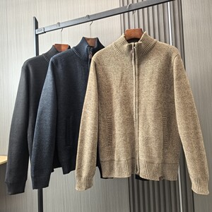 
Foreign trade autumn and winter men's casual velvet warm cardigan sweater stand collar zipper simple versatile comfortable knitted jacket