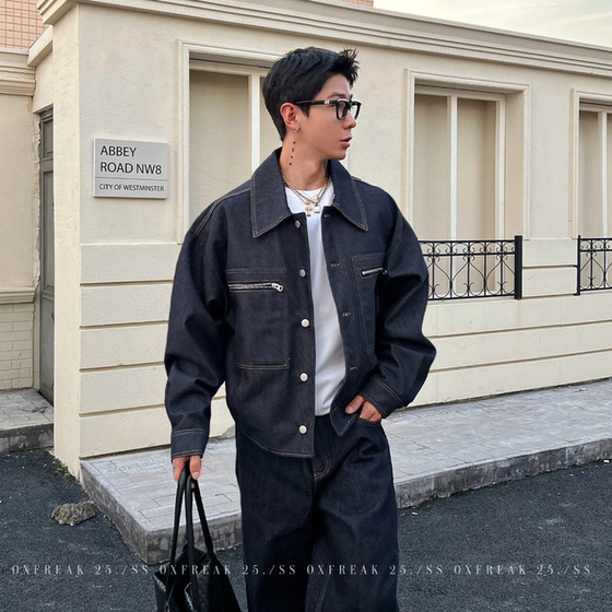 
Dark blue denim jacket autumn new men's American street high-end sense handsome retro style denim jacket trendy