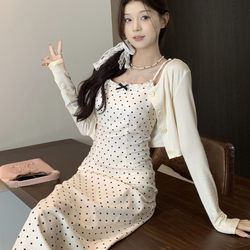 French-Style Polka Dot Suspender Dress for Women, Summer 2025 New Model, Stunning and Elegant, Waist-Cinching Outfit, Complete Set Dress