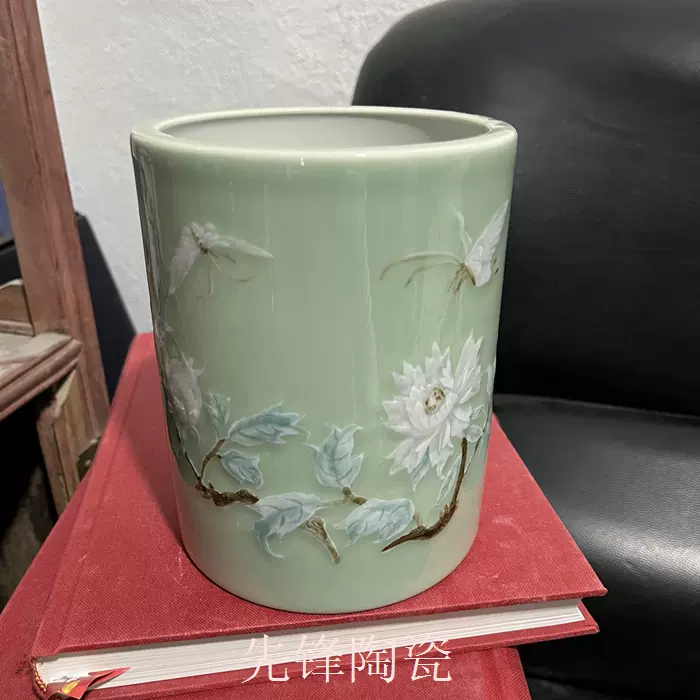 景德镇文革厂货陶瓷人民瓷厂手绘青花老鹰笔筒香筒毛笔筒收藏
