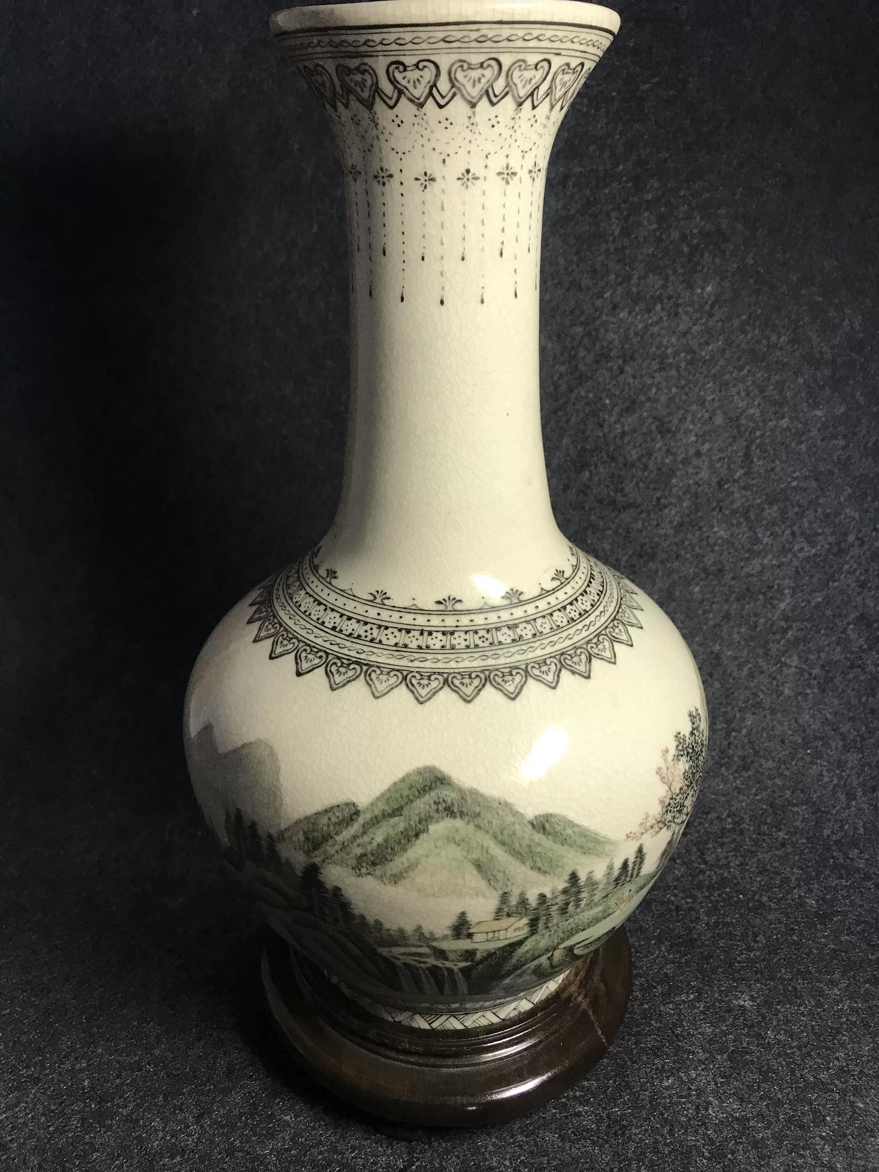 台湾70年代中华陶瓷公司手绘山水花瓶张大千画风雪山观瀑-Taobao