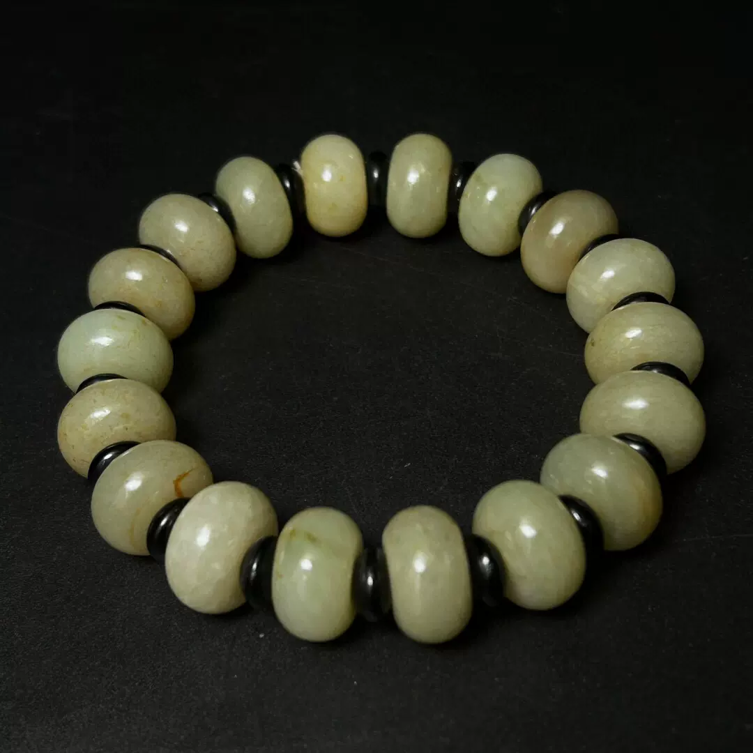 旧蔵 清 和田玉 ねじる絲手鏈 手串 彫刻精美流暢 玉質温潤 包漿醇厚