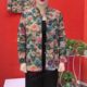 Three-dimensional flower retro buckle plus velvet thickened bottoming shirt for middle-aged and elderly mothers, fashionable and versatile stand-up collar cardigan jacket