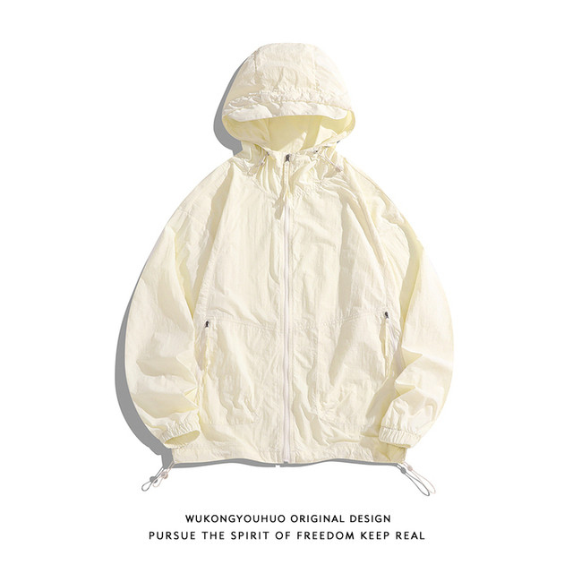 Wukong has a stock summer thin light and breathable sunscreen jacket for men and women fashion brand couples UV skin clothing