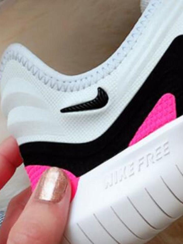  Nike 轻便跑步鞋