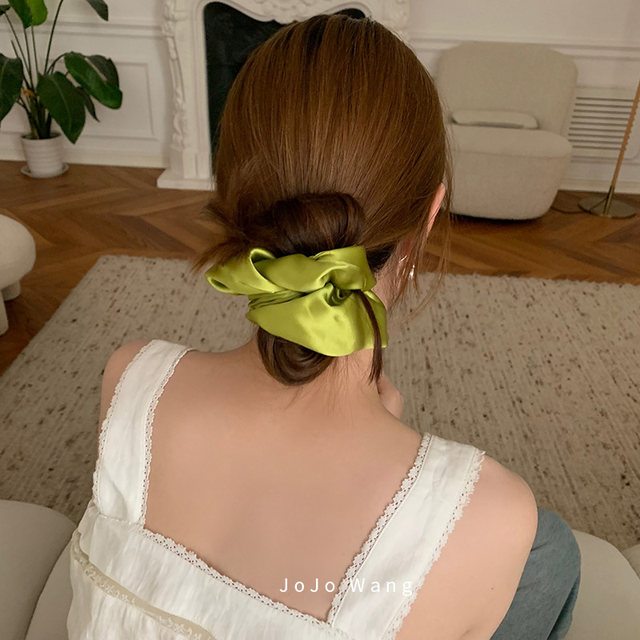 Heavy silk! 30mm intestinal rings and necklaces of the same style as Xiaohui Hair ring headdress large intestinal hair rope hair accessories satin women's head rope