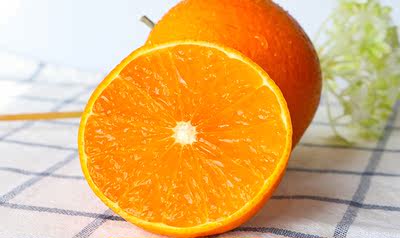 可以喝的橙子和甜过初恋的橘子，你选哪个