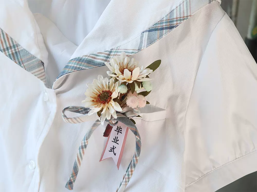 掌心生花 霁春茶 Eg罐木卒業胸花合作款jk制服毕业礼