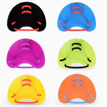 
Half-palm beginners equipped with swimming palm webbing