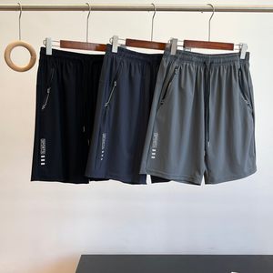 
Running and playing basketball are good. High elastic and quick-drying foreign trade men's clothing factory tail goods 5-point pants sports and casual ice silk shorts