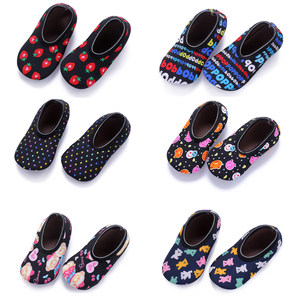 
Early education in spring and autumn and winter, infant and children's floor socks for adults, indoor socks for foot covers, non-slip cotton toddler shoes