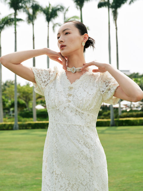 
Lakoradior Summer V-neck Short Sleeve Fishtail Floral Lace Dress