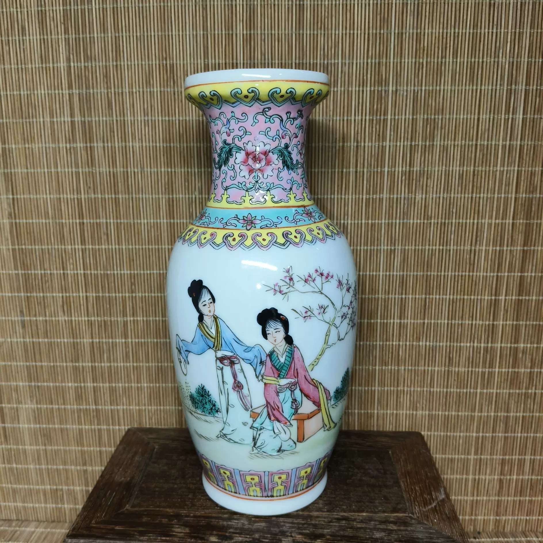 中国古陶器　粉彩瓷器 中国古陶器 粉彩瓷器 中国最贵的瓷器：粉彩瓷-搜狐