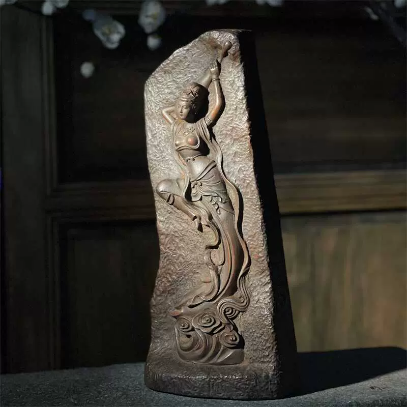 古典 中式复古敦煌文创飞天题材浮雕反弹琵琶装饰禅意桌面摆件古风 工芸品