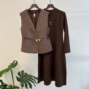 
Mom's new autumn vest two-piece set