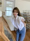 French sleeveless white shirt for women in summer new high-end design niche loose temperament waist-hugging short top