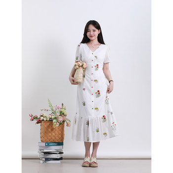 
Xia Dada large-size women's clothing French heavy industry temperament plant printed V-line long skirt gentle and luxurious style slim long skirt
