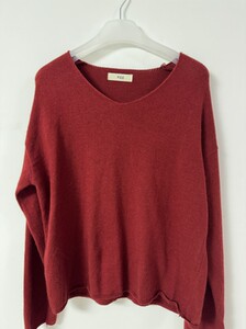 
egg foreign trade counter 100% ultra-fine pure wool sweater women's V-neck loose lazy style knitted bottoming cashmere sweater