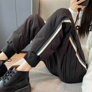 
Down pants women's outer wear winter 2025 new thickened harem white duck down fashionable down cotton pants Martin boots pants