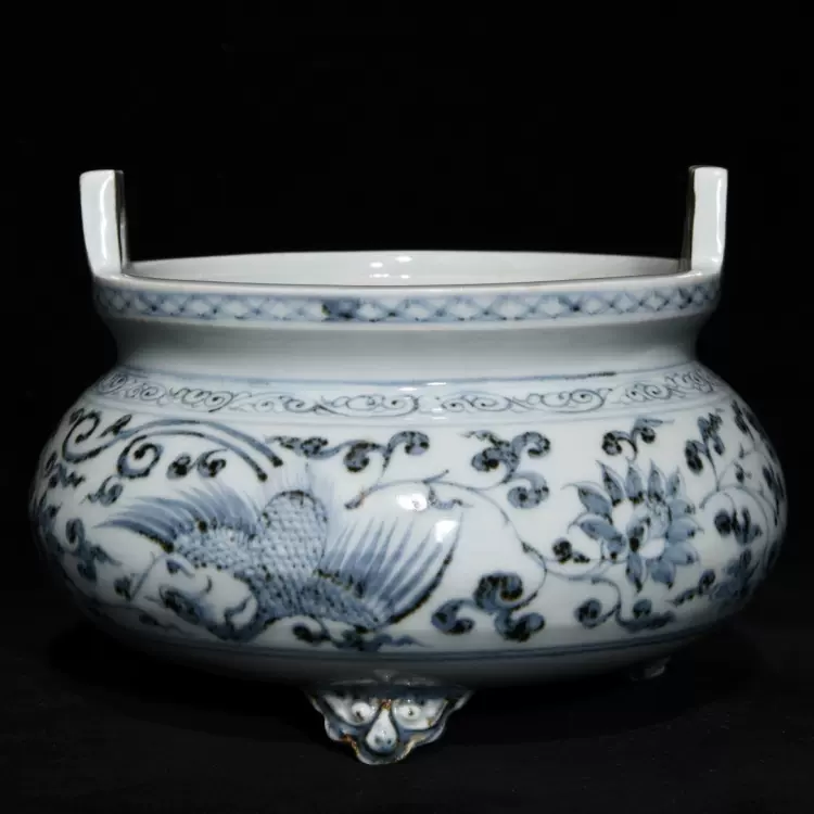 清代 大清雍正年製 陶磁器 粉彩臙脂紅軋道開窗