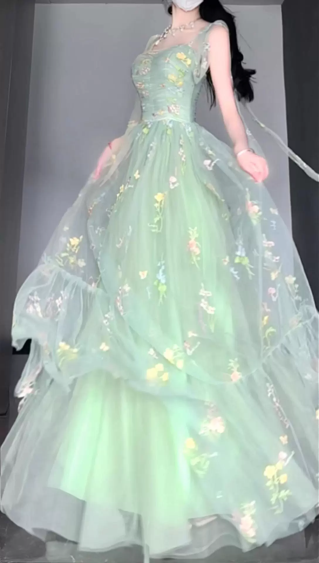 粉绿色lolita裙子 