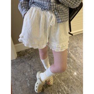 
Fat sister's sweet age-reducing lace splicing pure desire white lace shorts large size versatile elastic waist casual pants
