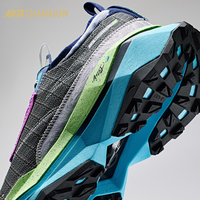 ANTA Champion Outdoor Series Falcon Chinese Youth CrossCountry Running