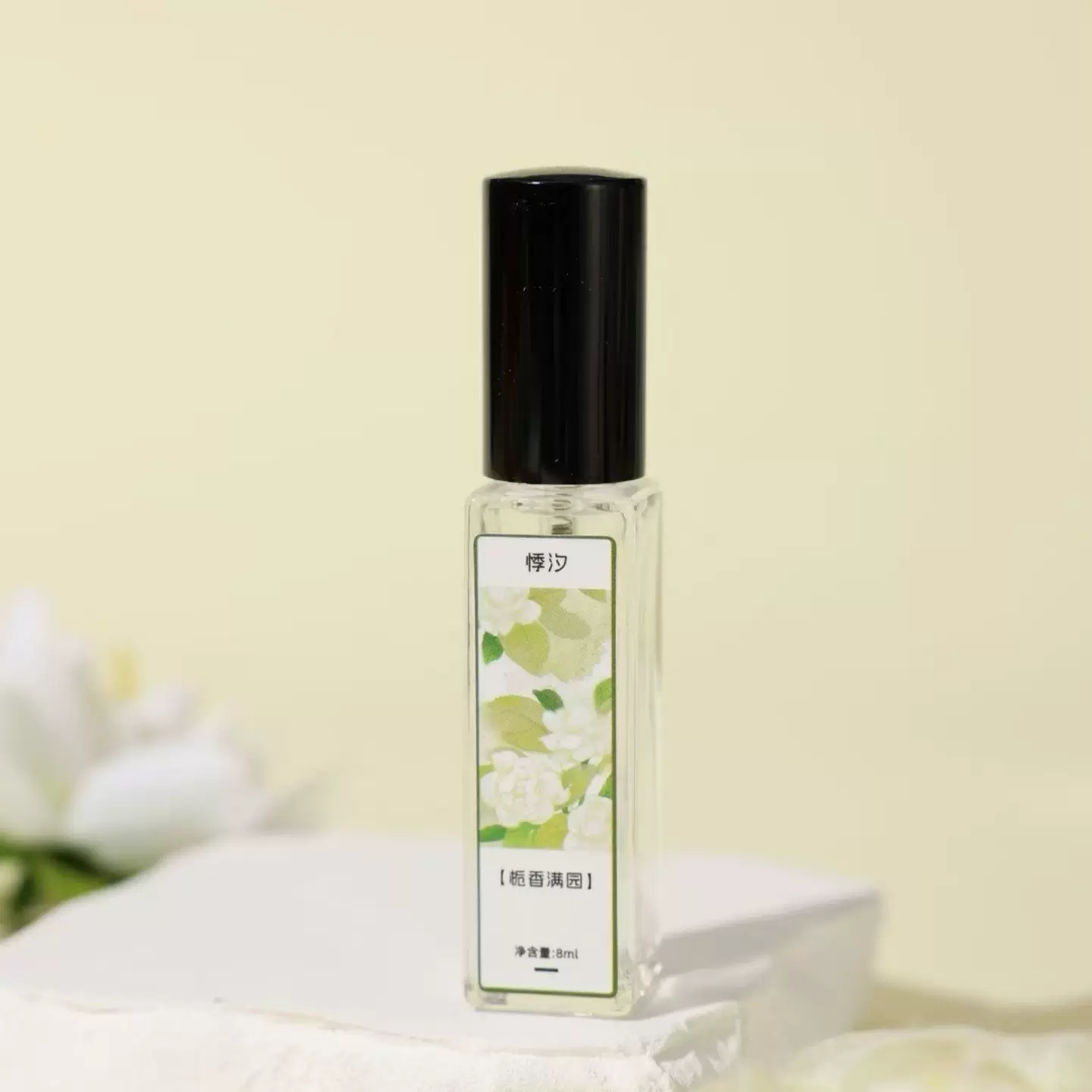 中国古玩 青花人物山水风景 香盒 中国古玩 青花人物山水风景 香盒