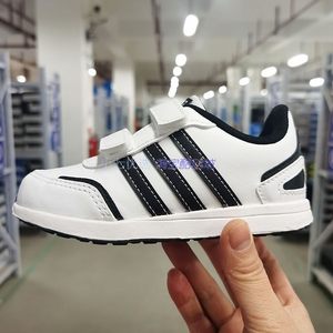 
Adidas VS SWITCH 3 Children's Velcro Lightweight Breathable Sneakers GW6619 IG9647