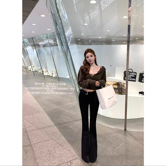 
Ready stock [Hong Kong women's new money'] Aesthetic quiet luxury version! 100% wool top/lace bra