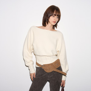 
[Ancient Slimming] BiLLconch Cashmere Blend Boat Neck Sweater and Waist Sweatshirt