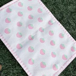 Japanese-Style Cute Girly Cartoon High-Value Strawberry-Themed Cotton-Linen Vintage-Style Atmosphere Photo Shoot Journal Tablecloth