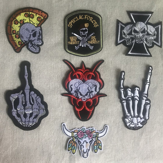 
Skull Clothes Embroidery Applied Applied Applied Pants Patch Patch Jeans Clothes Down Jacket Badge Clothes