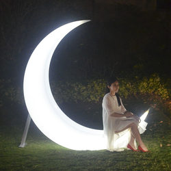 Outdoor Led Glowing Moon Lamp, Colorful Courtyard Seating Crescent Moon Decoration, Park Landscape Ornament, Crescent Moon Lamp