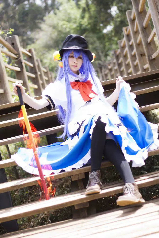 東方Project 比那名居天子　コスプレ衣装　ウィッグ付き Amazon.co.jp: 東方Project 比那名居天子 風 コスプレ衣装