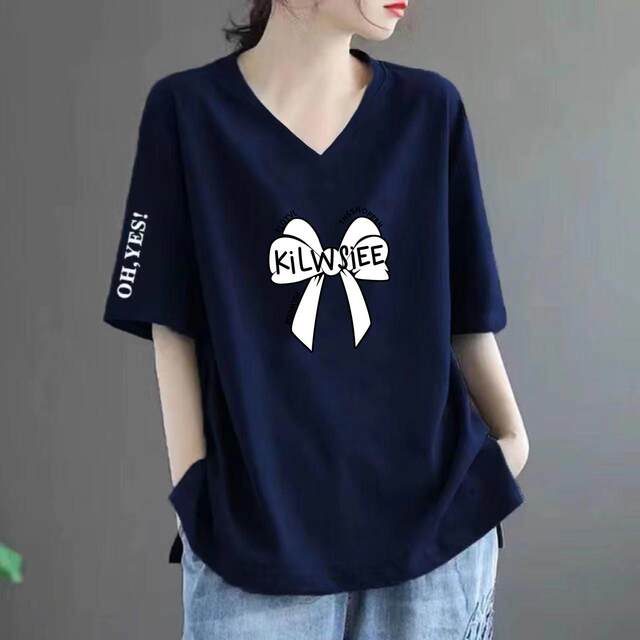 Clearance and pick up foreign trade mothers' T-shirt for women's short-sleeved loose large size slimming V-neck covering belly Korean style top