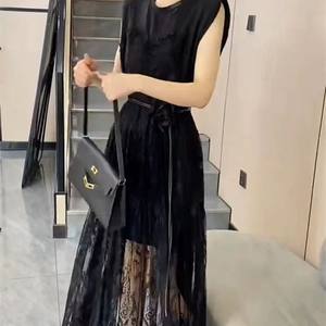 
Small black dress for women 2025 summer new lace spliced solid color round neck sleeveless high waist slim dress elegant