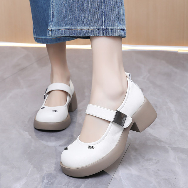 Genuine leather Mary Zhen small leather shoes 2025 new spring and summer light mouth large-size single shoes versatile medium heel thick heel commuting women's shoes