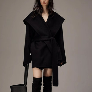 
2025 new hooded loose short style double-sided camel hair coat silhouette woolen coat winter