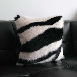 ins Faux Mink Fur Pillowcase Plush Sofa Black and White Cushion Cover Simple Striped Living Room Cushion Cover with Insert