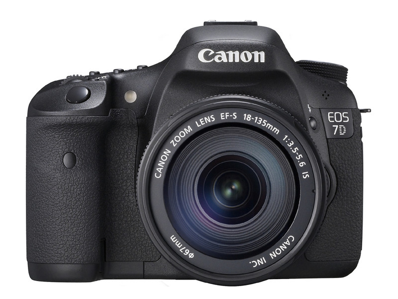 Canon EOS 7D 18-135mm Digital SLR Camera