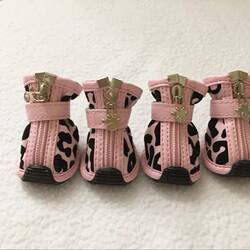 Dog Shoes with Free Shipping for Spring and Autumn, Suitable for Schnauzer, Teddy, Poodle, Pomeranian, Pet Shoes with Zipper and Adhesive Sole