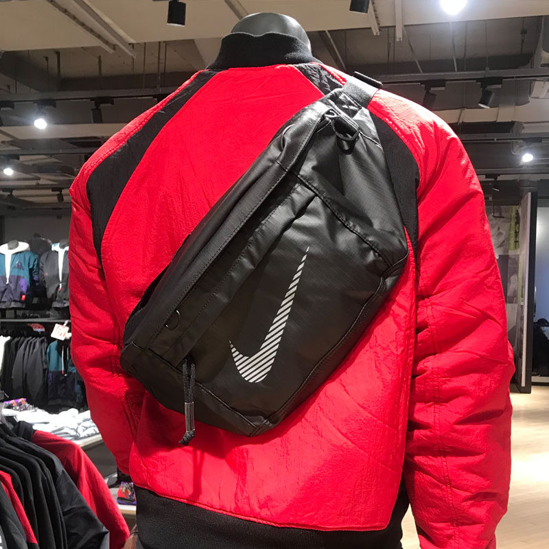 Nike NIKE повседневная спортивная поясная сумка — мужская и женская нагрудная сумка, большая сумка через плечо Wang Yibo в том же стиле DB4697-010