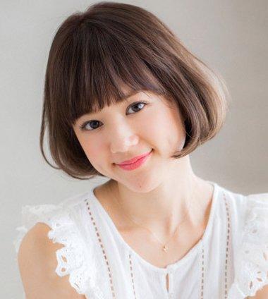 脸胖的女生