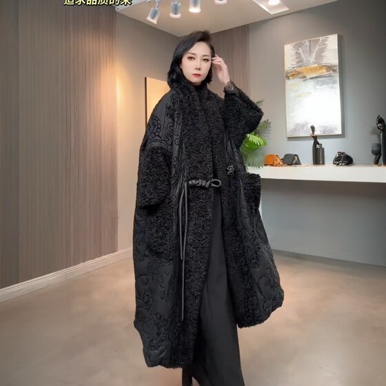 
European winter mother's clothing, luxurious chenille embroidery jacquard thickened coat, fashionable warm cotton windbreaker jacket