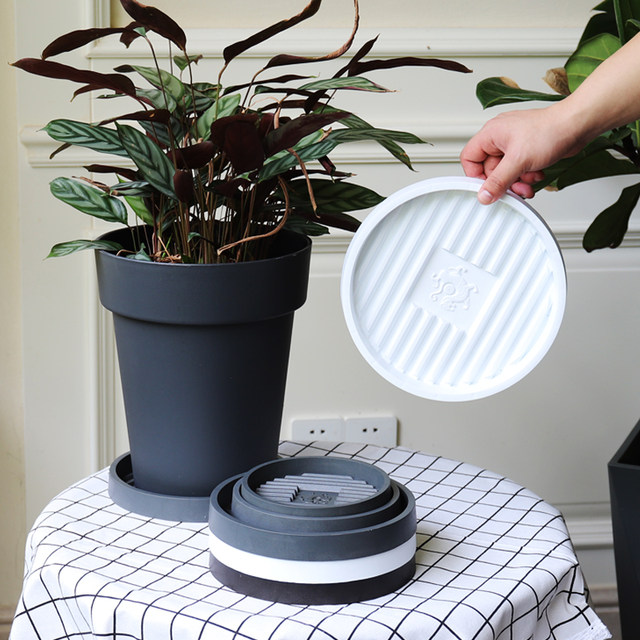 Gardening thickened resin tray balcony water tray round white breathable drain bottom dish base clearance anti-rot root